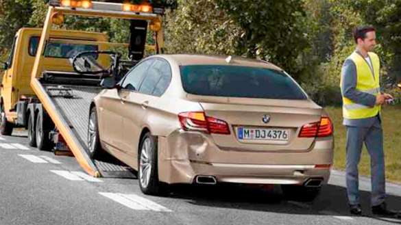 Holowani epojazdów BMW przez serwis BMW odbywa się przy wykorzystaniu specjalistycznych pojazdów i profesjonalnych pracowników.